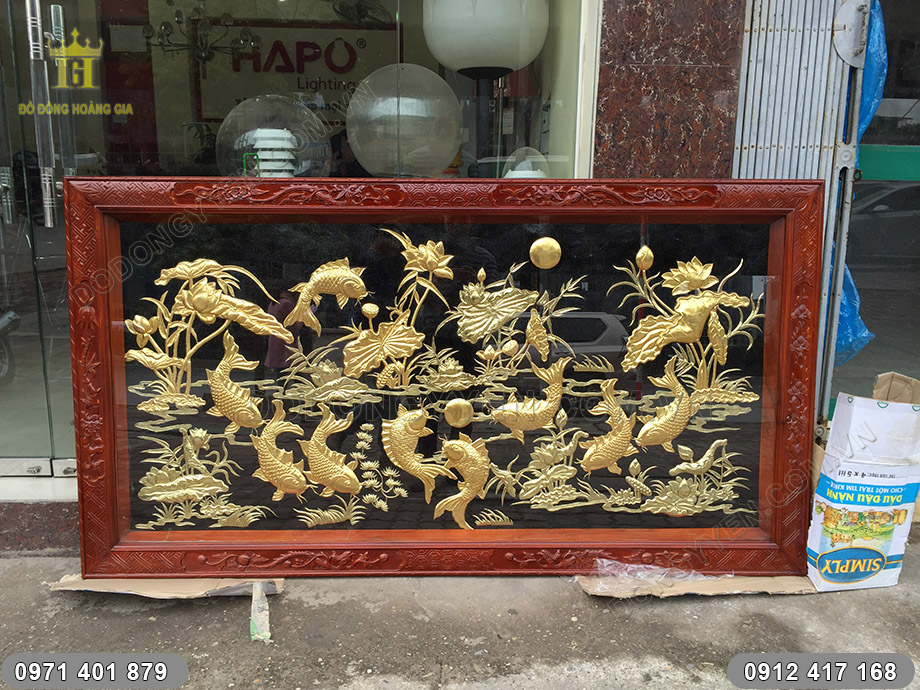 Bức Tranh Đồng Cửu Ngư Hoa Sen D&aacute;t V&agrave;ng 9999